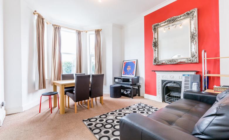 			Private Roof Terrace, 3 Bedroom, 1 bath, 1 reception Flat			 Claremont Road, CRICKLEWOOD