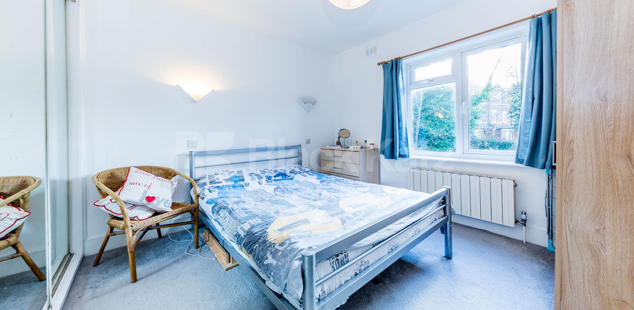 			NEW INSTRUCTION!, 1 Bedroom, 1 bath, 1 reception Ground Floor Flat			 Archway Road, Highgate