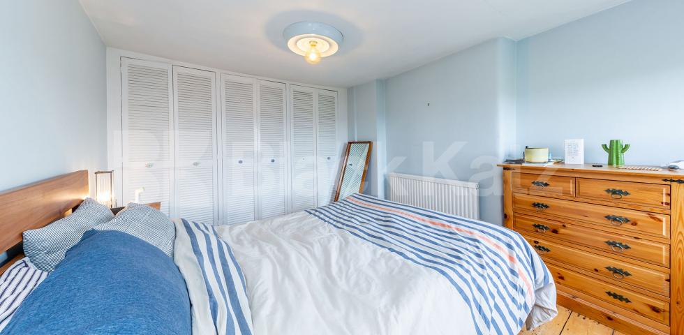 			New Instruction!, 1 Bedroom, 1 bath, 1 reception Flat			 Ridge Road, Crouch End / Stroud Green