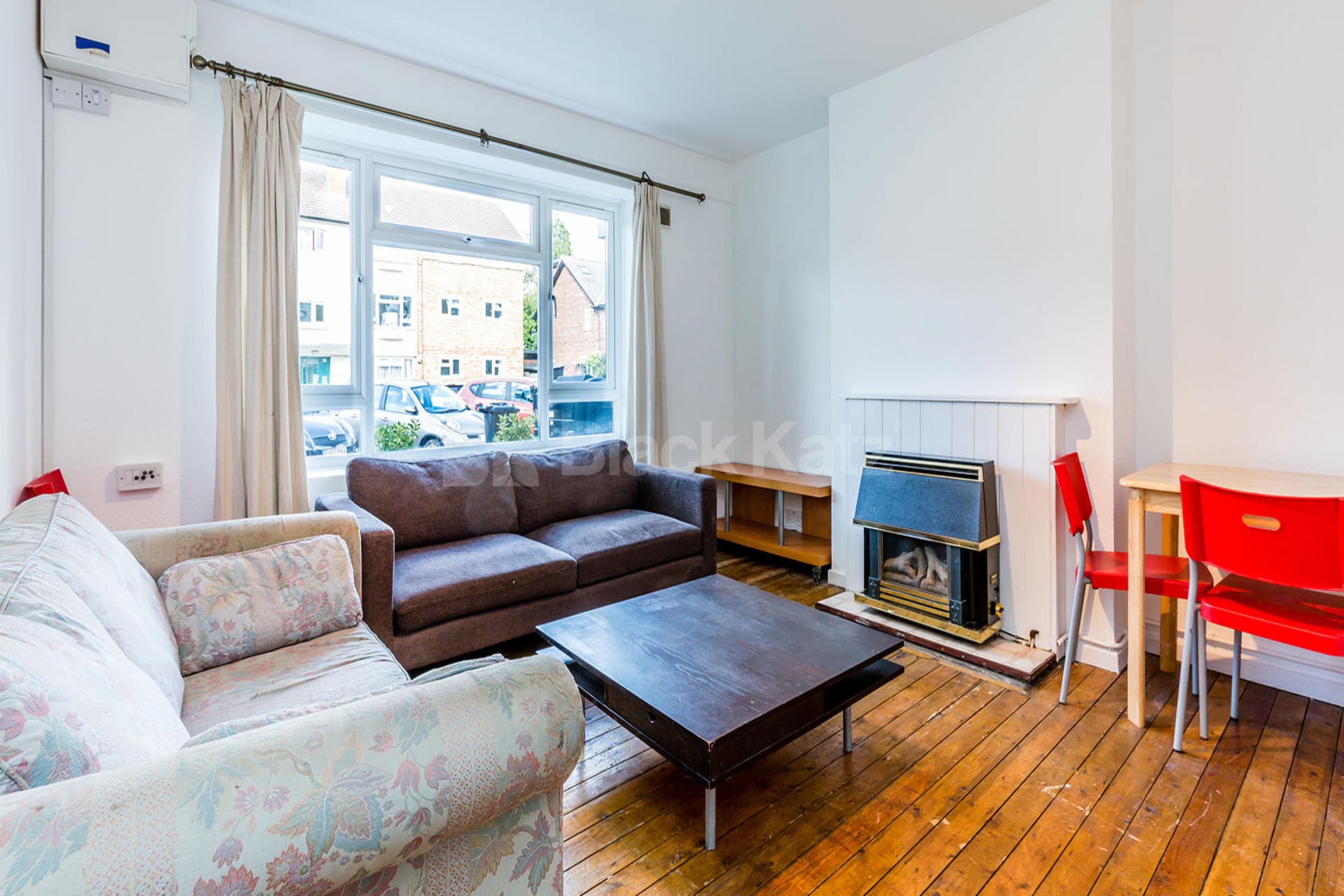 Spacious 3 bedroom property suited for 2 sharers or family Boyton Close, Crouch End N8