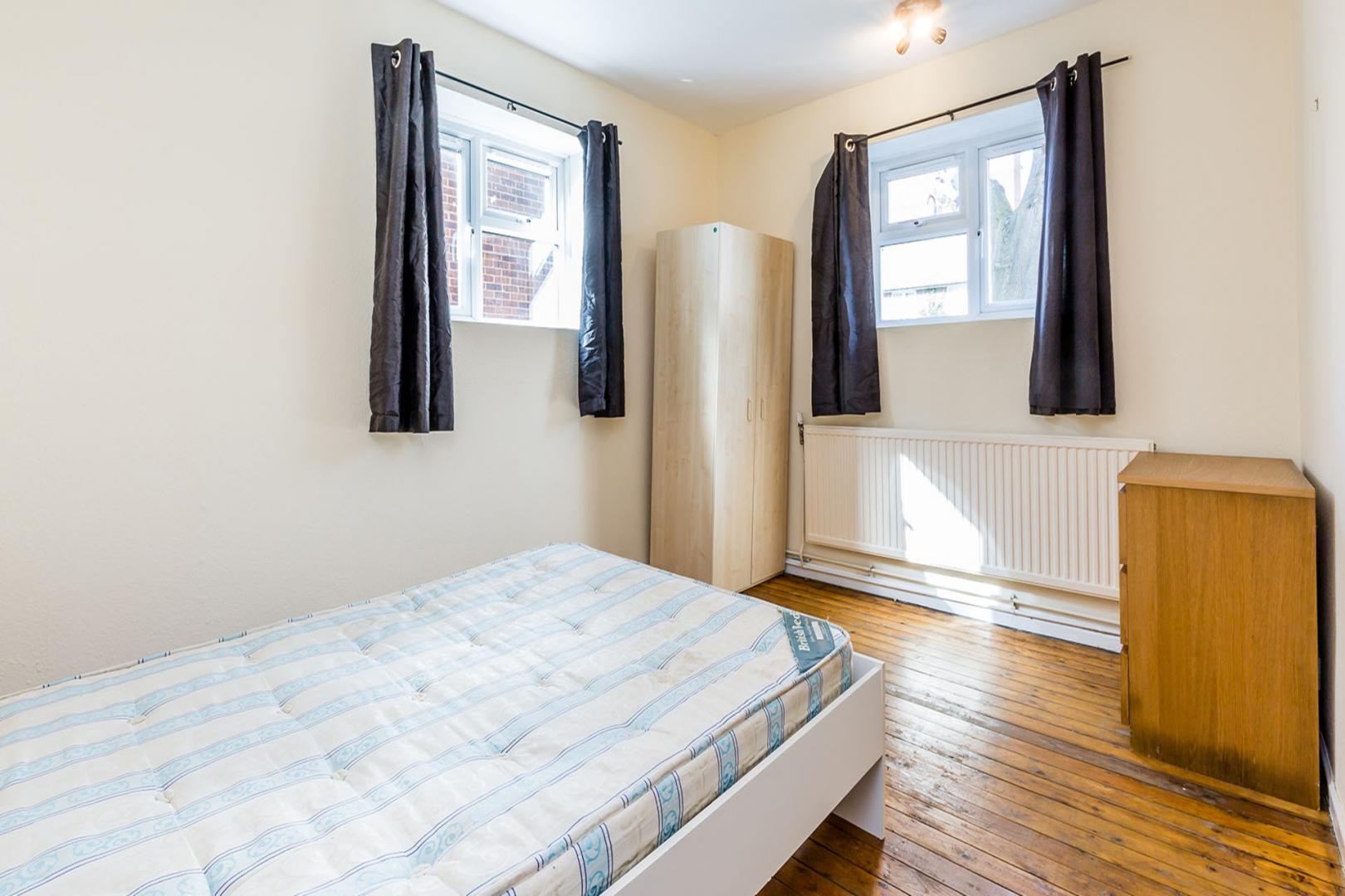 Spacious 3 bedroom property suited for 2 sharers or family Boyton Close, Crouch End