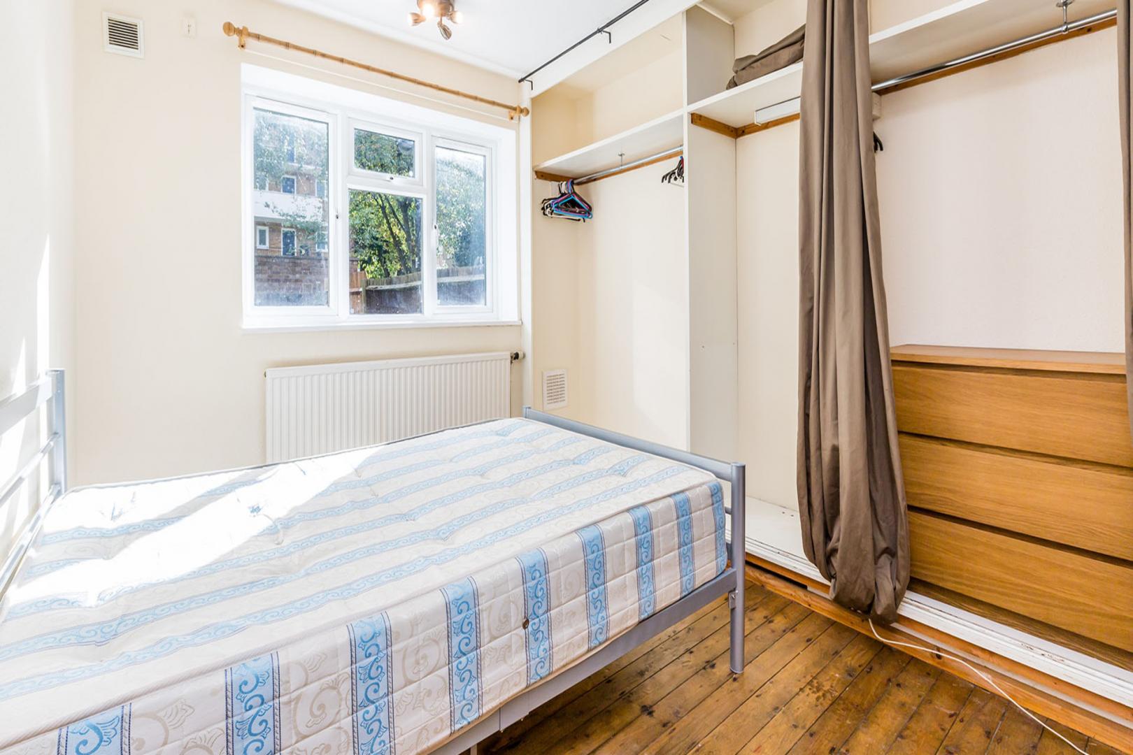 Spacious 3 bedroom property suited for 2 sharers or family Boyton Close, Crouch End