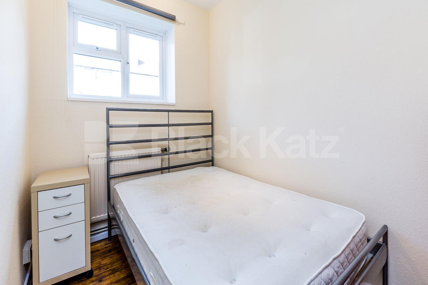 Spacious 3 bedroom property suited for 2 sharers or family Boyton Close, Crouch End