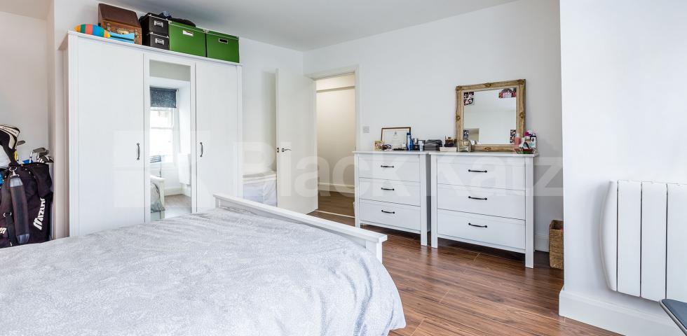 			FANSTASTIC NEW INSTRUCTION!, 1 Bedroom, 1 bath, 1 reception Ground Floor Flat			 Elder Avenue, Crouch End