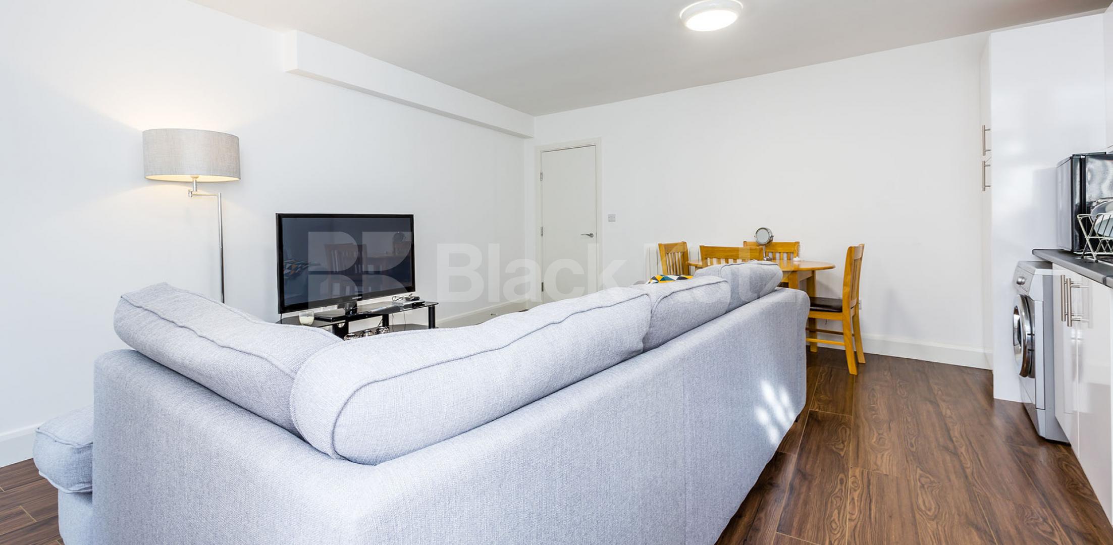 			FANSTASTIC NEW INSTRUCTION!, 1 Bedroom, 1 bath, 1 reception Ground Floor Flat			 Elder Avenue, Crouch End