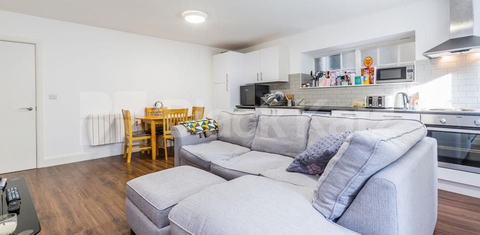 			FANSTASTIC NEW INSTRUCTION!, 1 Bedroom, 1 bath, 1 reception Ground Floor Flat			 Elder Avenue, Crouch End