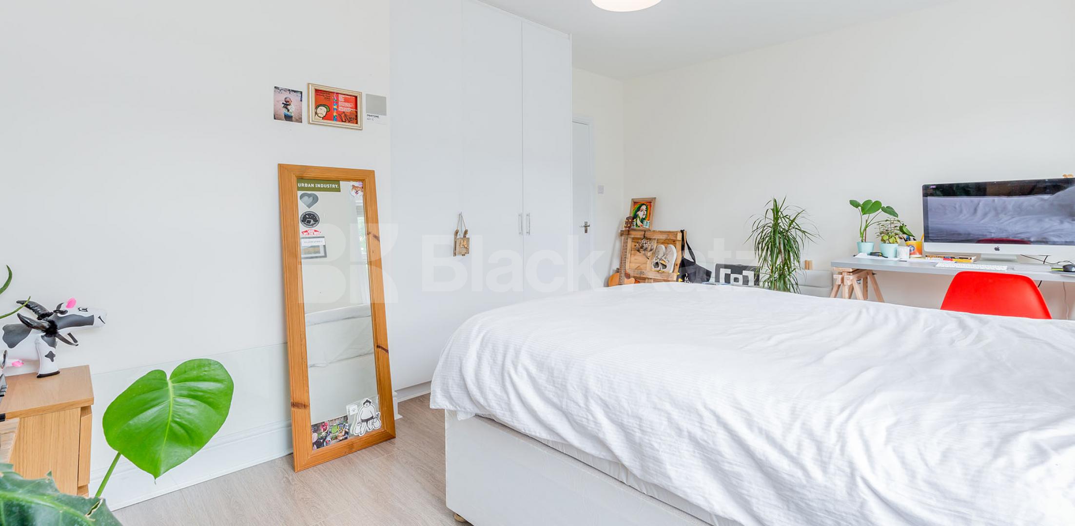 			NEW INSTRUCTION!, 1 Bedroom, 1 bath, 1 reception Apartment			 WHITE ROW E1, LIVERPOOL STREET-SPITALFIELDS-SHOREDITCH