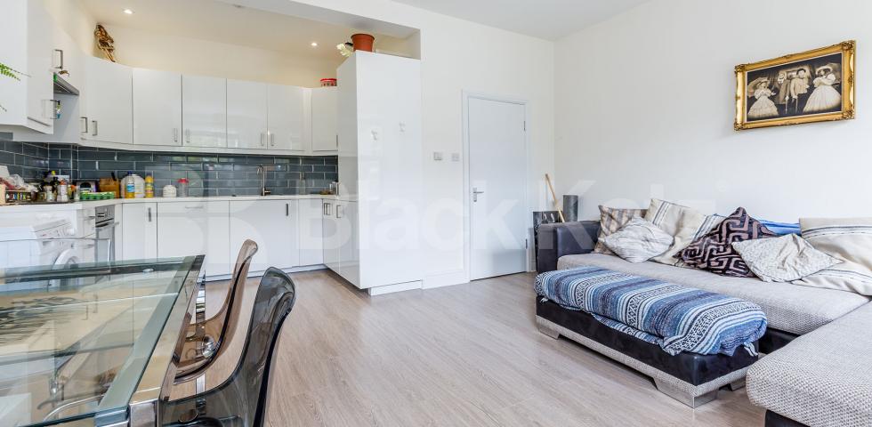 			NEW INSTRUCTION!, 1 Bedroom, 1 bath, 1 reception Apartment			 WHITE ROW E1, LIVERPOOL STREET-SPITALFIELDS-SHOREDITCH