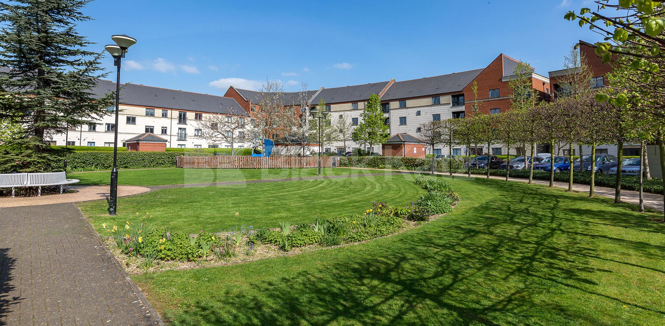 			NEW , 2 Bedroom, 1 bath, 1 reception Flat			 Tollington Way, HOLLOWAY-ISLINGTON