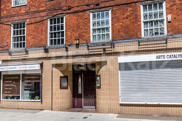 Located in a prime location in Bloomsbury close to all major universities  Cromer Street, Kings cross