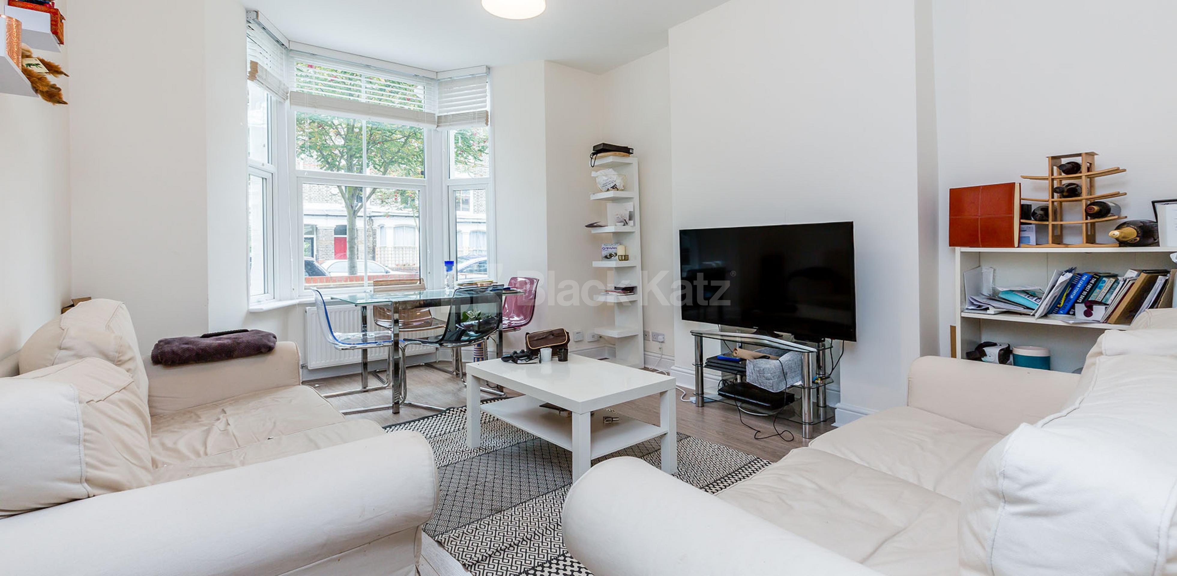 			2 Bedroom, 2 bath, 1 reception Flat			 Moray Road, FINSBURY PARK-STROUD GREEN N4