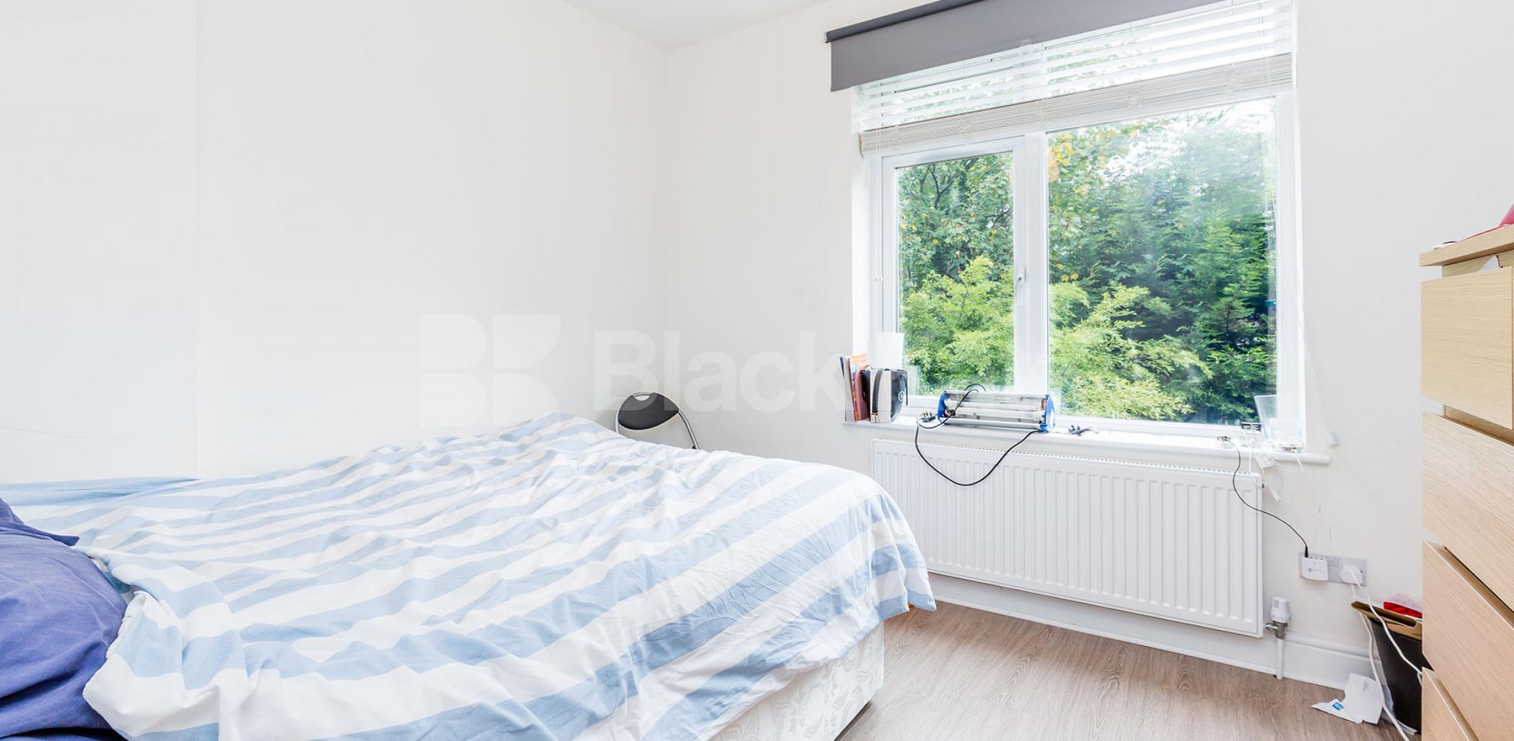			2 Bedroom, 2 bath, 1 reception Flat			 Moray Road, FINSBURY PARK-STROUD GREEN
