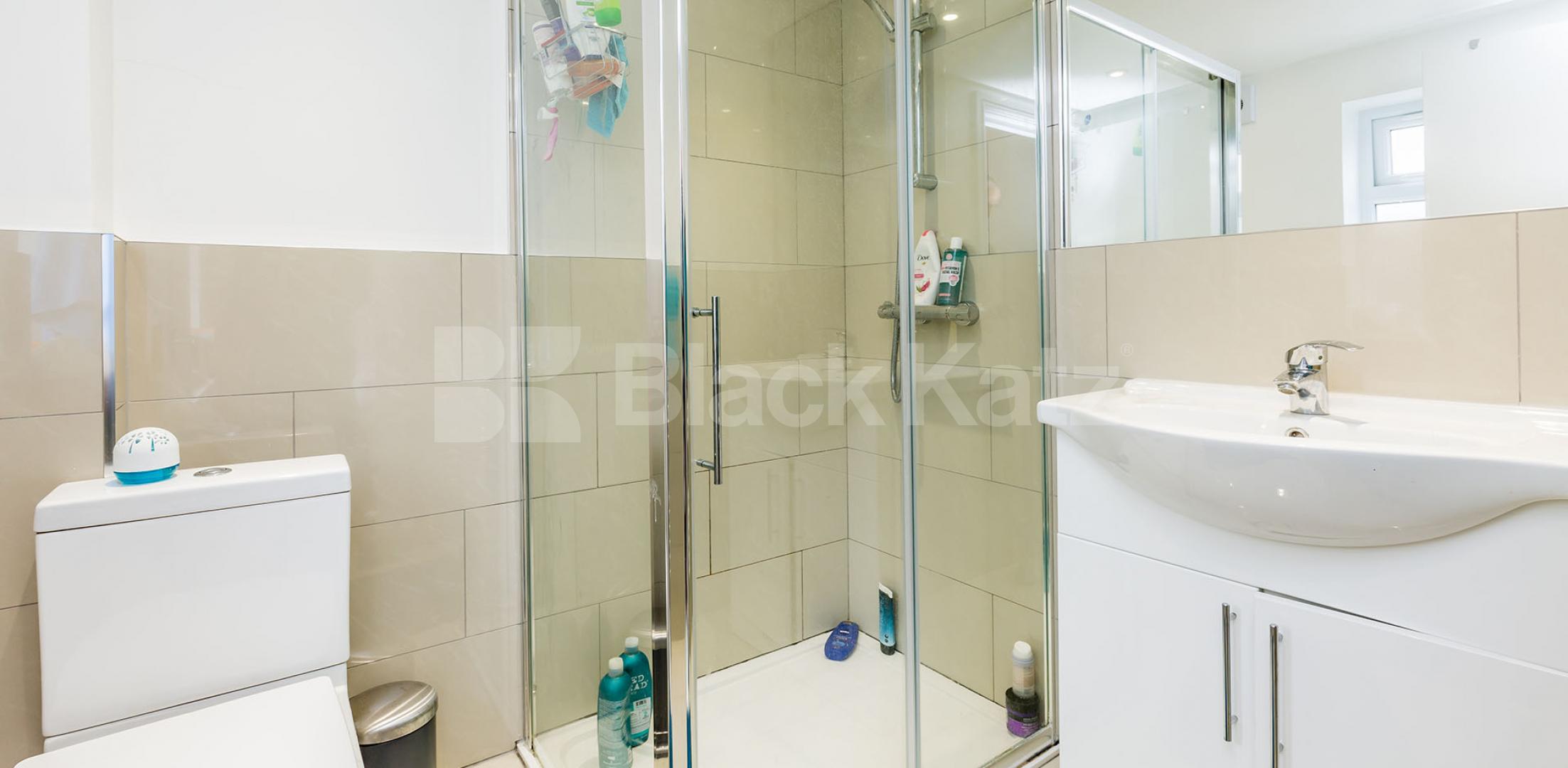 			2 Bedroom, 2 bath, 1 reception Flat			 Moray Road, FINSBURY PARK-STROUD GREEN