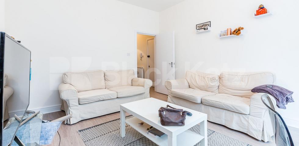 			2 Bedroom, 2 bath, 1 reception Flat			 Moray Road, FINSBURY PARK-STROUD GREEN