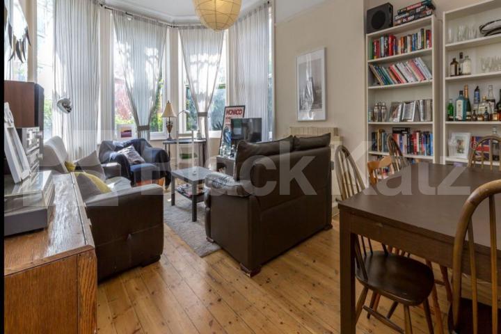 Stunning Mansion Block Seconds to Highgate Village and Archway tube zone 2  Linden Mansions, Hornsey Lane, Highgate