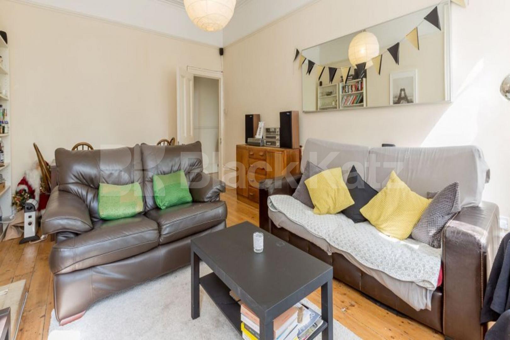 Stunning Mansion Block Seconds to Highgate Village and Archway tube zone 2  Linden Mansions, Hornsey Lane, Highgate