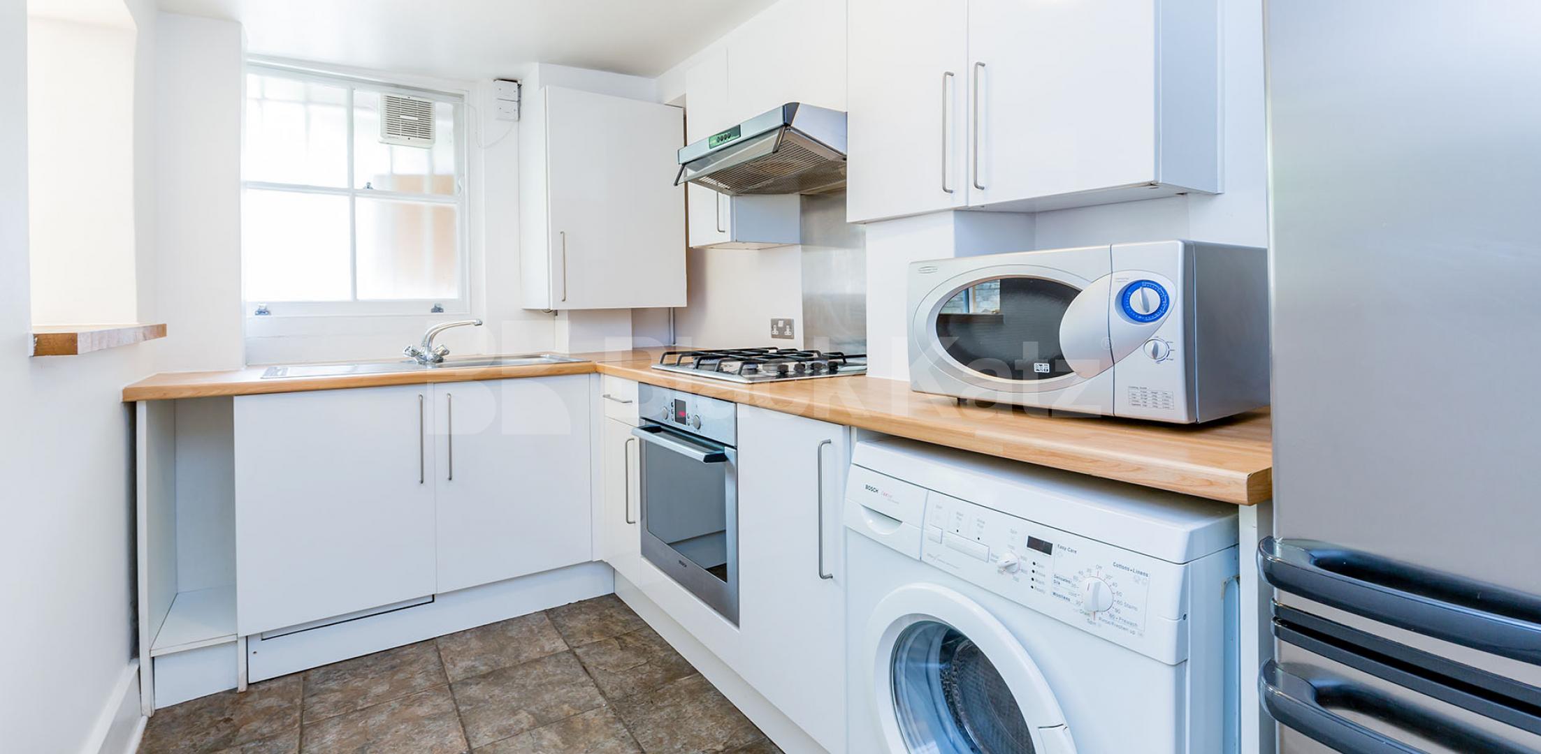 			GARDEN FLAT!, 1 Bedroom, 1 bath, 1 reception Flat			 Hartham Road, HILLMARTON CONSERVATION AREA