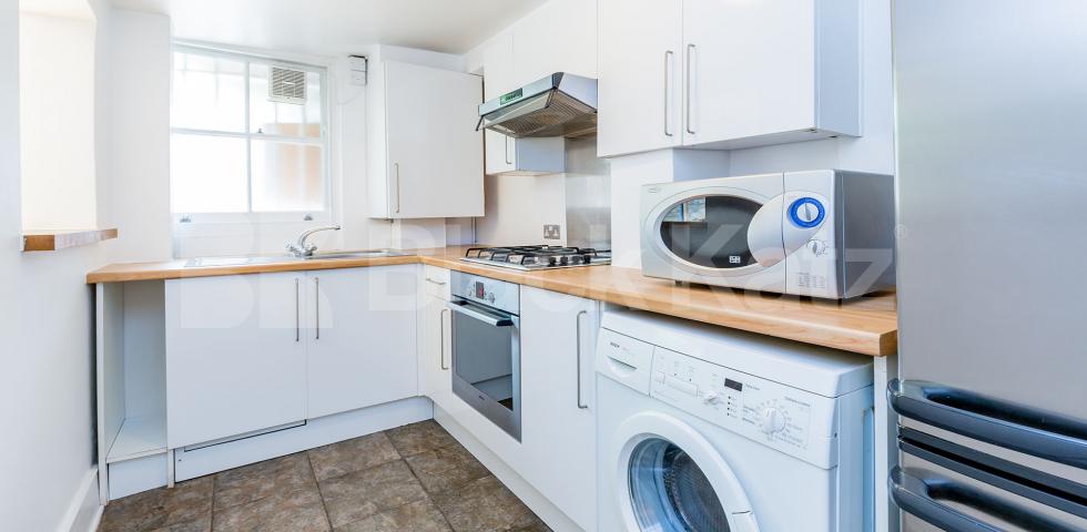 			GARDEN FLAT!, 1 Bedroom, 1 bath, 1 reception Flat			 Hartham Road, HILLMARTON CONSERVATION AREA