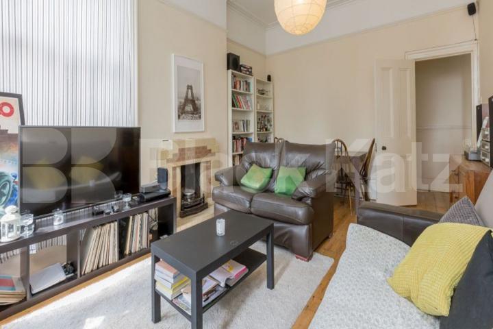 Stunning Mansion Block Seconds to Highgate Village and Archway tube zone 2  Linden Mansions, Hornsey Lane, Highgate