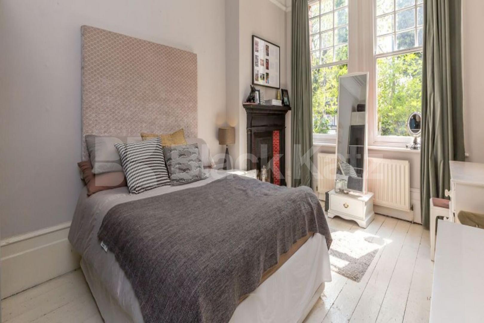 Stunning Mansion Block Seconds to Highgate Village and Archway tube zone 2  Linden Mansions, Hornsey Lane, Highgate