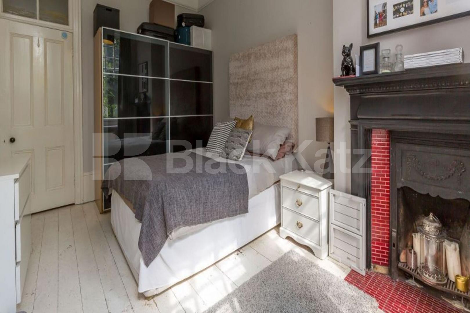 Stunning Mansion Block Seconds to Highgate Village and Archway tube zone 2  Linden Mansions, Hornsey Lane, Highgate