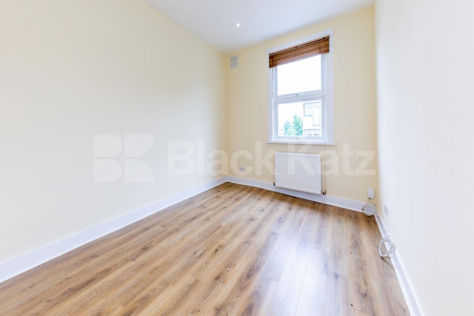 Near to an array of amenities on Stroud Green Road and a short walk to a station Hanley Road, Finsbury Park