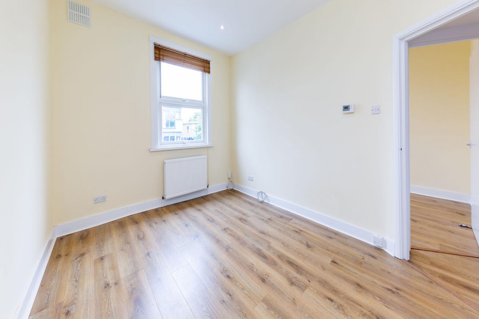 Near to an array of amenities on Stroud Green Road and a short walk to a station Hanley Road, Finsbury Park