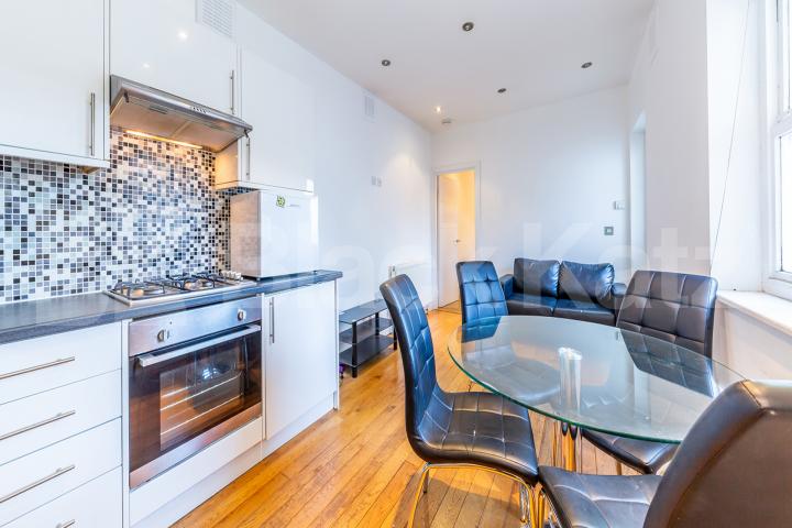 2 bedroom property in the hustle bustle of Chapel Market and Upper Street Chapel Market, ANGEL
