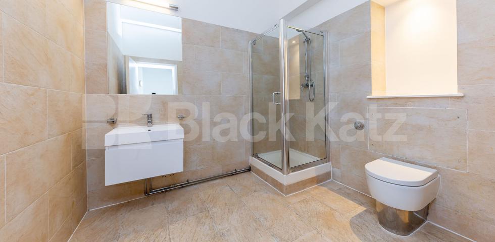 Large Live work studio located within a warehouse conversion in Haggerston Ability View - Kingsland Road, Haggerston