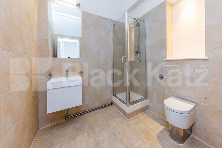 Large live work studio within a warehouse conversion in Haggerston  Ability View - Kingsland Road, Haggerston