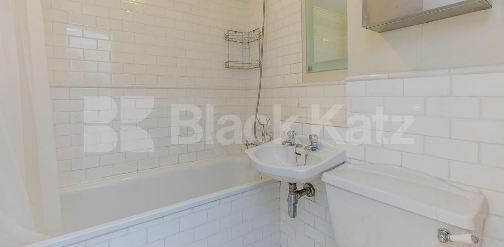 			Great Property!, 2 Bedroom, 1 bath, 1 reception Apartment			 Milton Avenue, Highgate