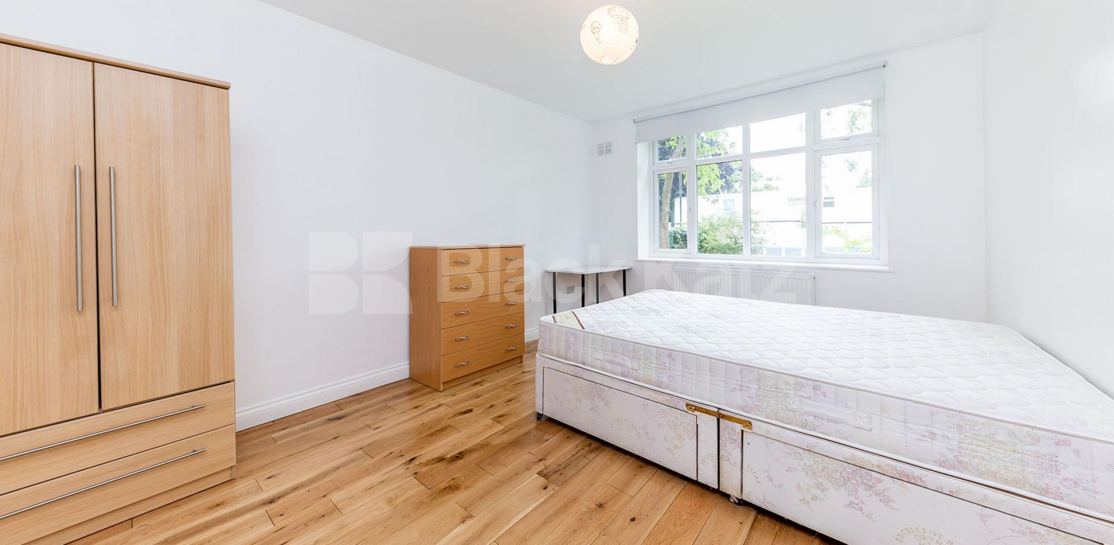 			AVAILABLE NOW!, 3 Bedroom, 1 bath, 1 reception Apartment			 Carleton Road , TUFNELL PARK  