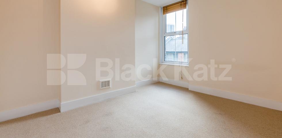 Located in the heart of Bethnal Green with an abundance of amenities  Temple Dwellings - Temple Street, Bethnal Green 