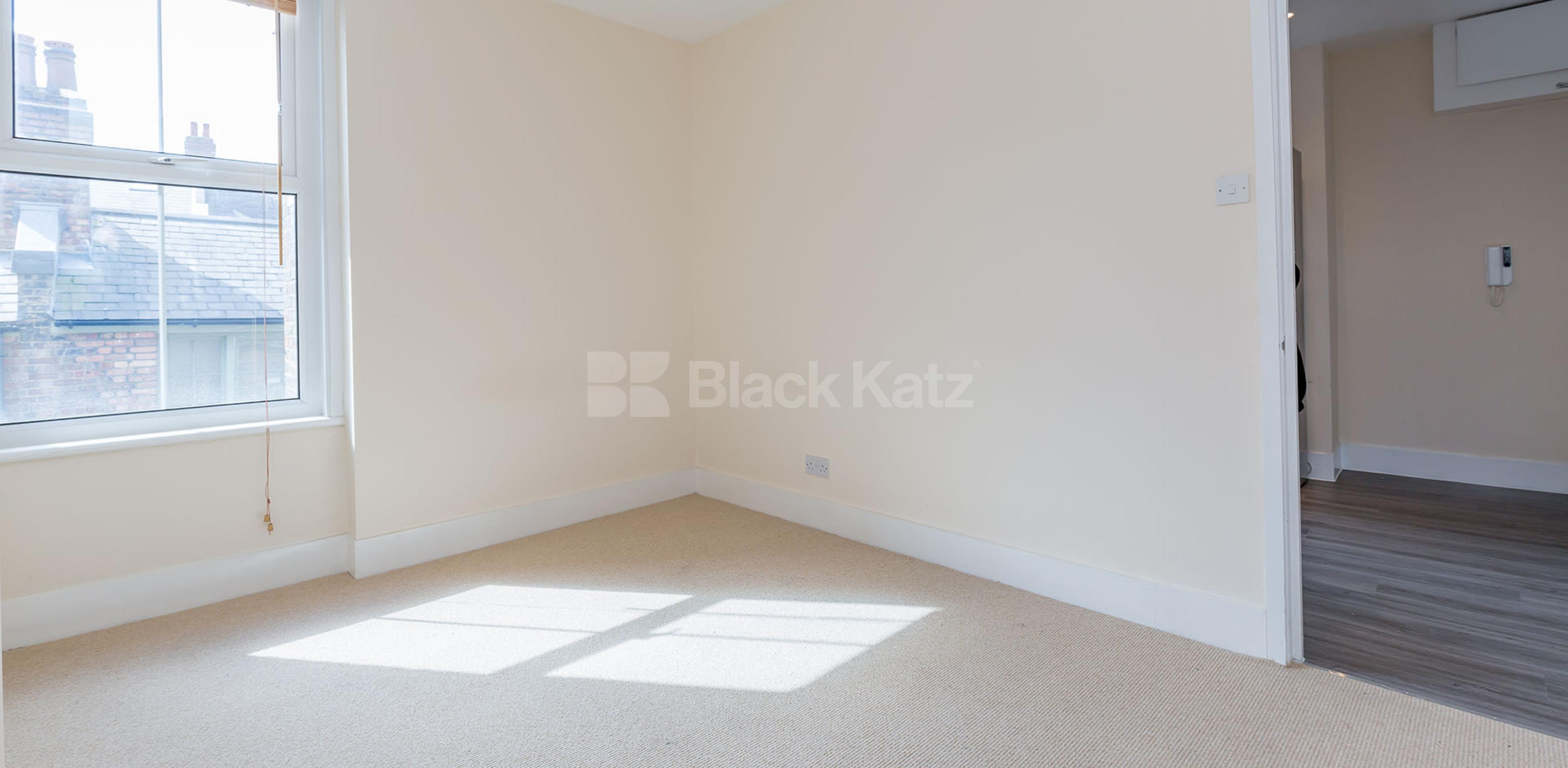 			1 Bedroom, 1 bath, 1 reception Flat			 TEMPLE DWELLINGS-TEMPLE STREET, BETHNAL GREEN-HACKNEY-LONDON FIELDS E2