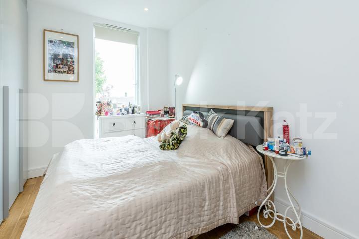 Gorgeous 3 bedroom 2 bathrooms in Bloomsbury   Westking Place, Bloomsbury