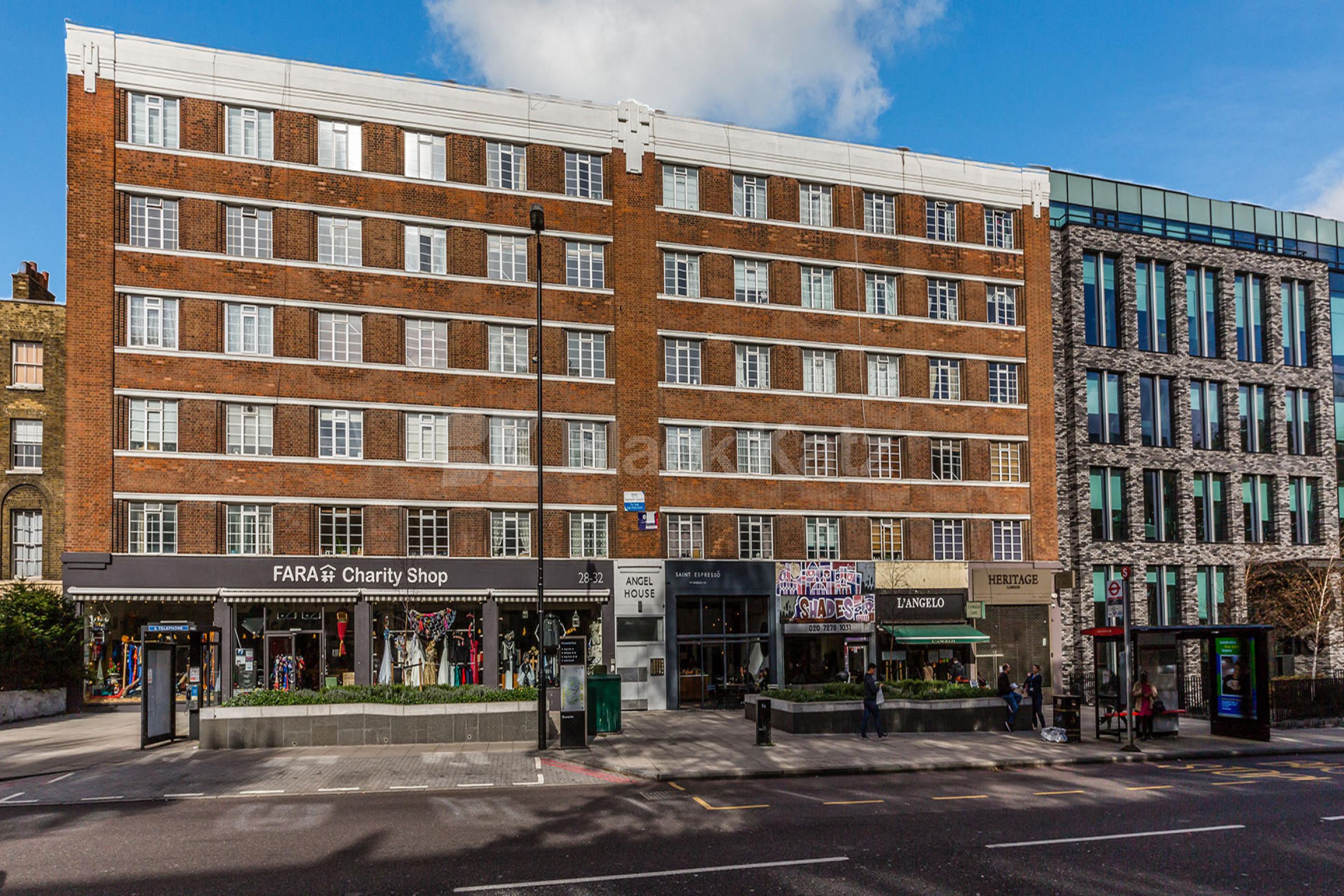 2 bedroom property located a stone throw from Angel Station Pentonville Road, Angel N1