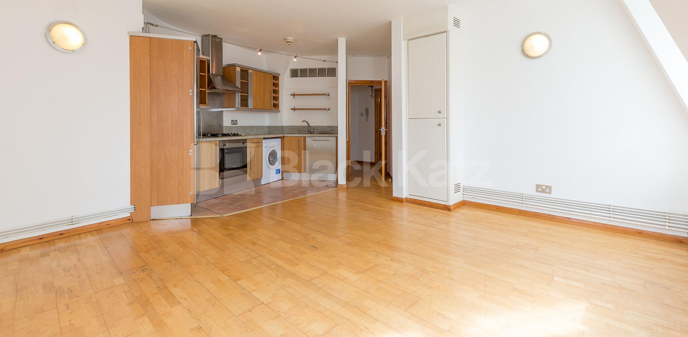 			GREAT LOFT STYLE ONE BEDROOM APARTMENT, 1 Bedroom, 1 bath, 1 reception Flat			 ATRIUM APARTMANTS-FELTON STREET, OLD STREET-HOXTON-HAGGERSTON