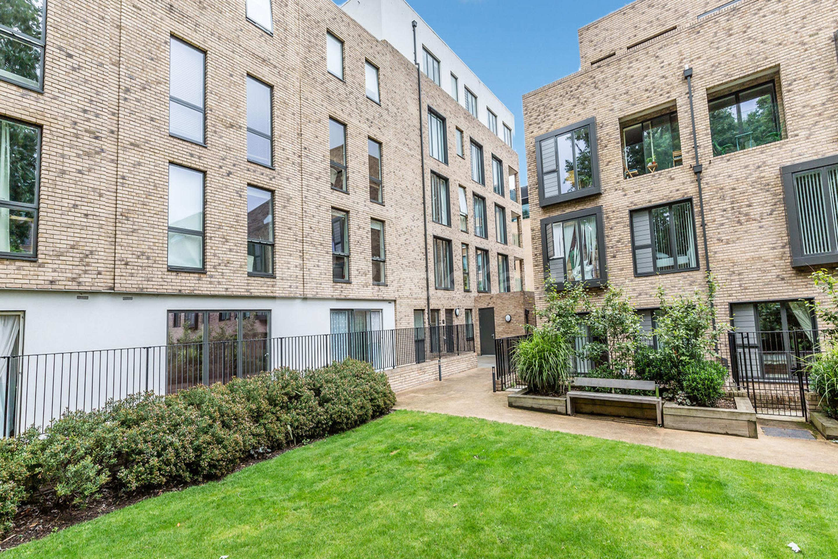 Gorgeous 3 bedroom 2 bathrooms in Bloomsbury   Westking Place, Bloomsbury wc1h