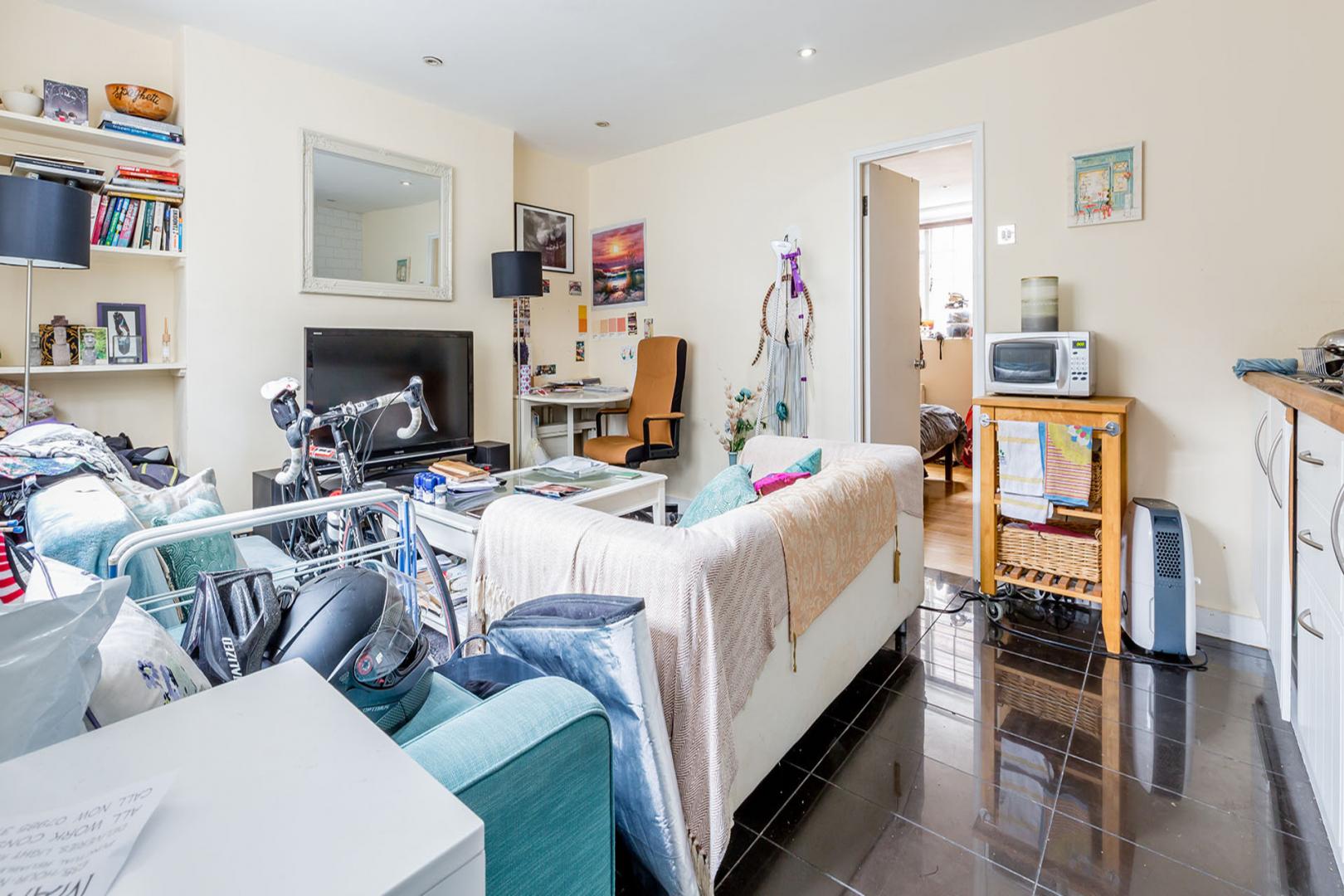 1 bedroom property located in the heart of Angel  Theberton Street, Angel