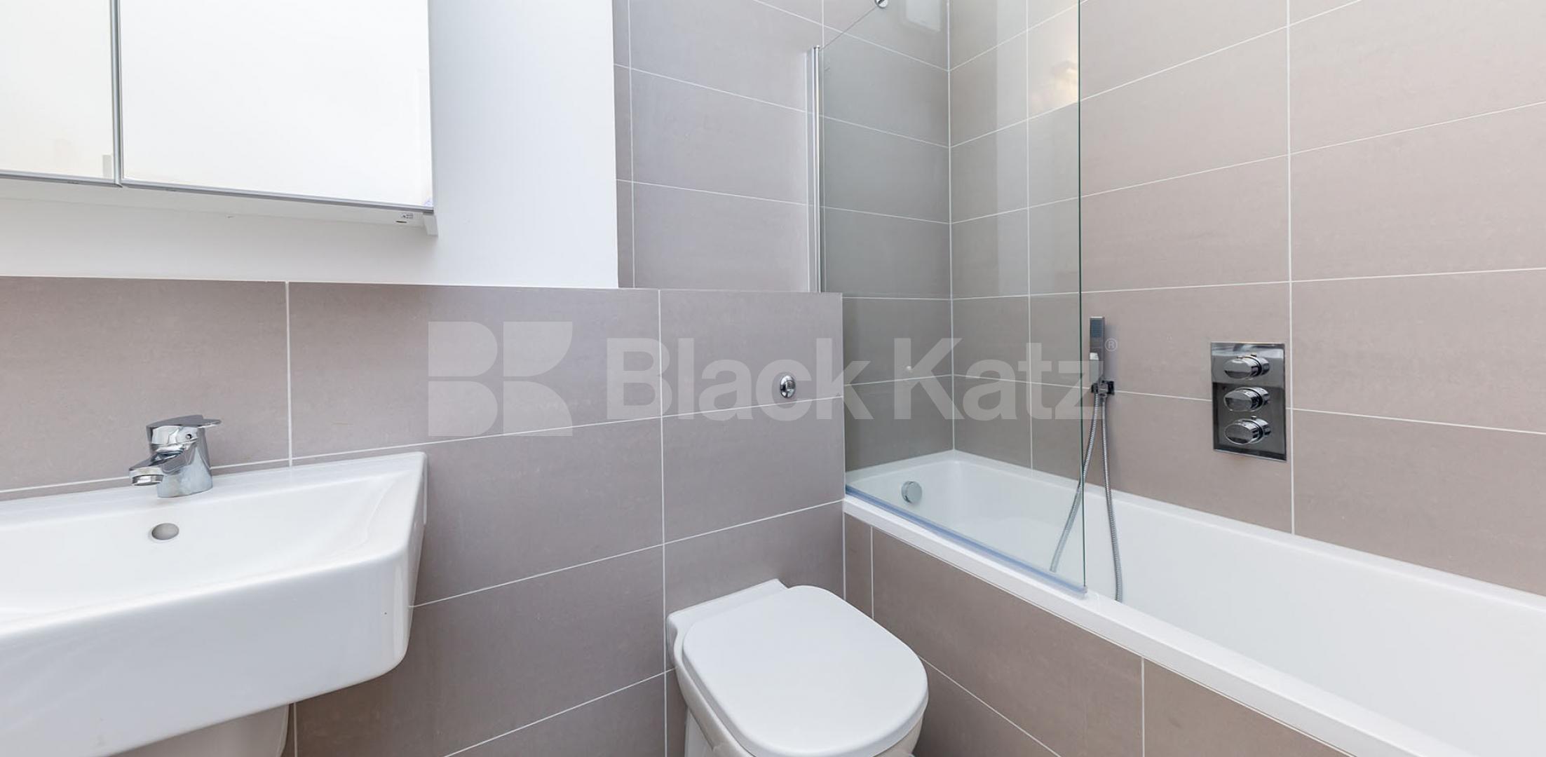 			VIRTUAL TOUR AVAILABLE!, 2 Bedroom, 1 bath, 1 reception Apartment			 GROVE HOUSE-TUDOR ROAD, HACKNEY-BETHNAL GREEN-LONDON FIELDS