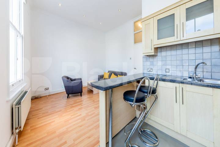 Bright 1 bedroom property located on Tufnell Park Road Minutes to the station Tufnell Park Road, Tufnell Park 