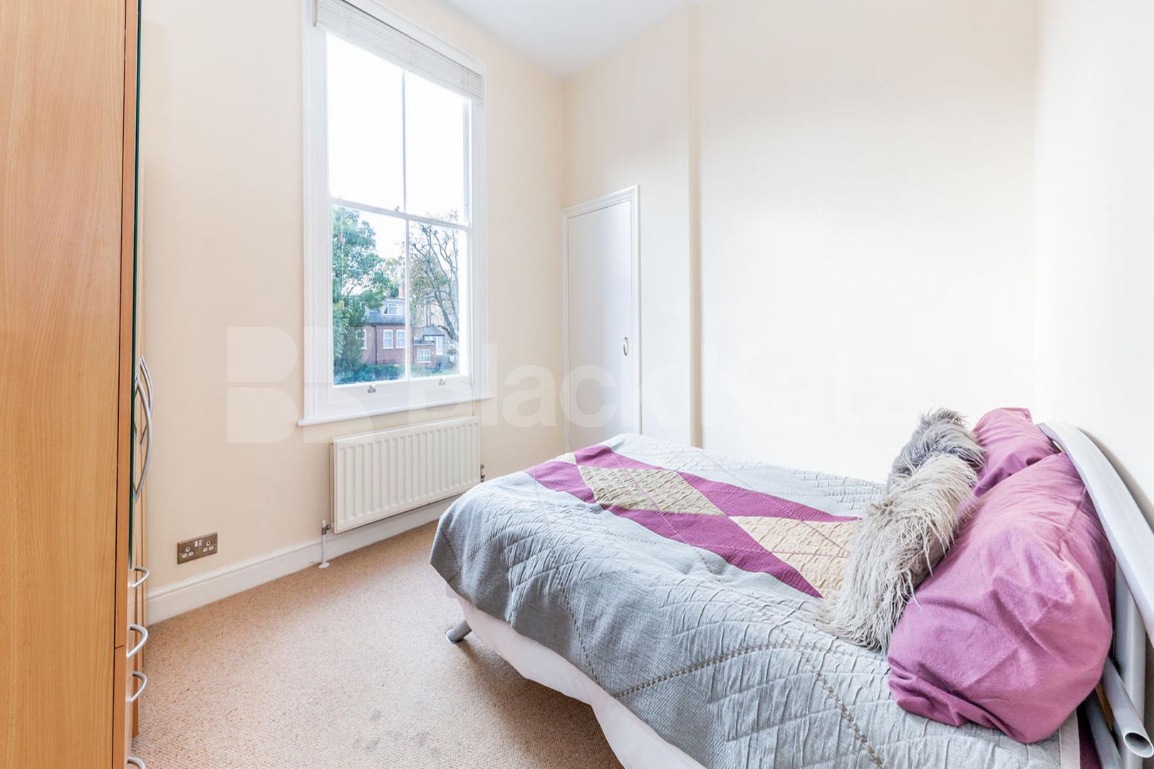 Bright 1 bedroom property located on Tufnell Park Road Minutes to the station Tufnell Park Road, Tufnell Park 