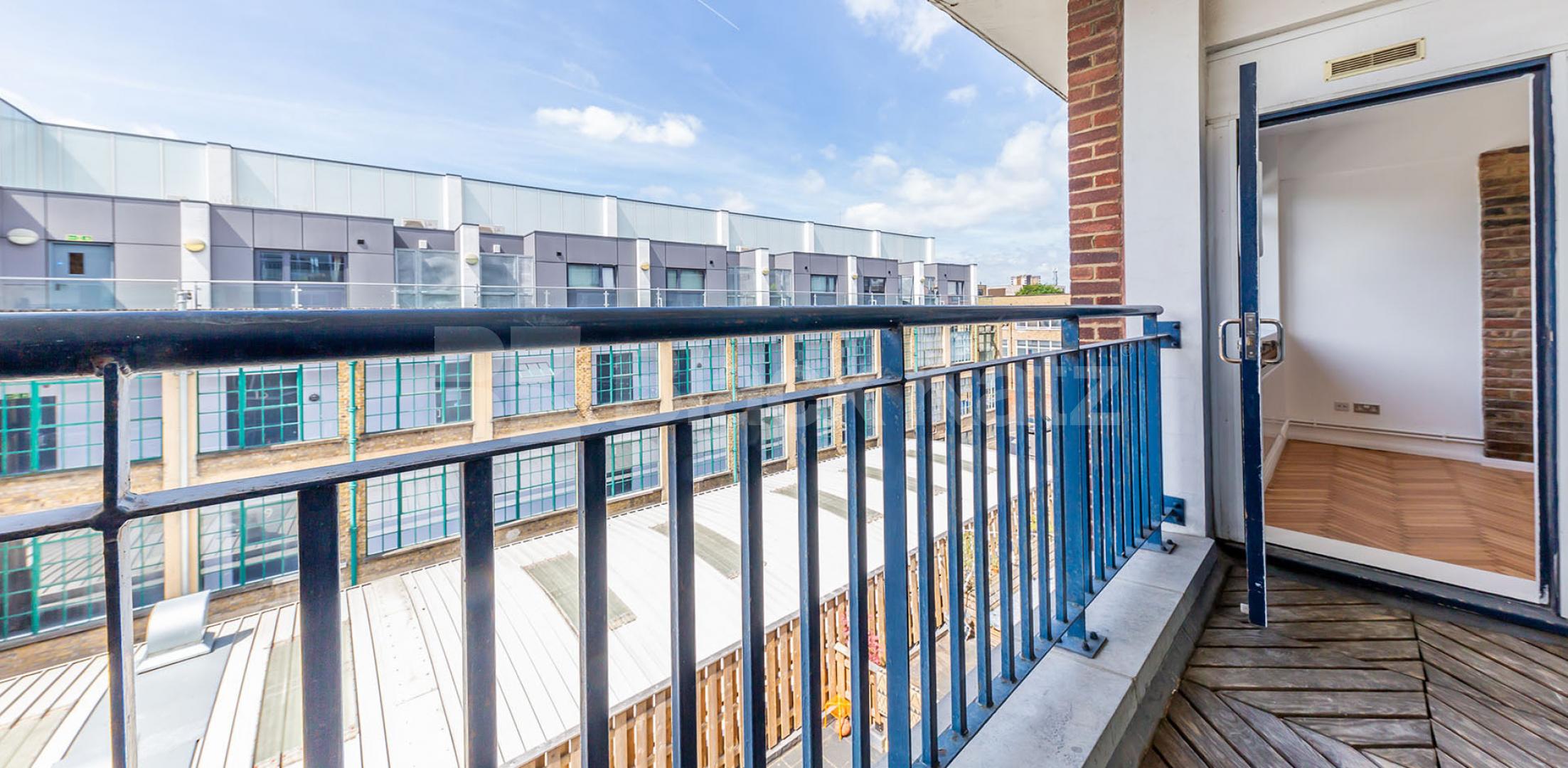 			VIRTUAL TOUR AVAILABLE!, 2 Bedroom, 1 bath, 1 reception Apartment			 GROVE HOUSE-TUDOR ROAD, HACKNEY-BETHNAL GREEN-LONDON FIELDS