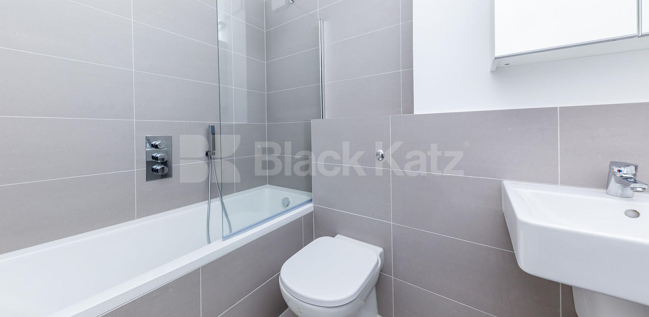 			VIRTUAL TOUR AVAILABLE!, 2 Bedroom, 1 bath, 1 reception Apartment			 GROVE HOUSE-TUDOR ROAD, HACKNEY-BETHNAL GREEN-LONDON FIELDS