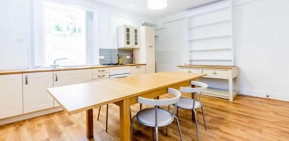 			1 Bedroom, 1 bath, 1 reception Flat			 Mornington Terrace, Camden / Regents Park 