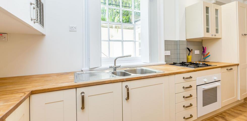 			1 Bedroom, 1 bath, 1 reception Flat			 Mornington Terrace, Camden / Regents Park 