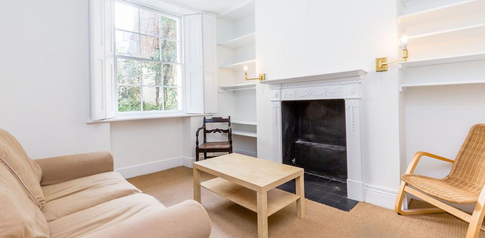 			1 Bedroom, 1 bath, 1 reception Flat			 Mornington Terrace, Camden / Regents Park 