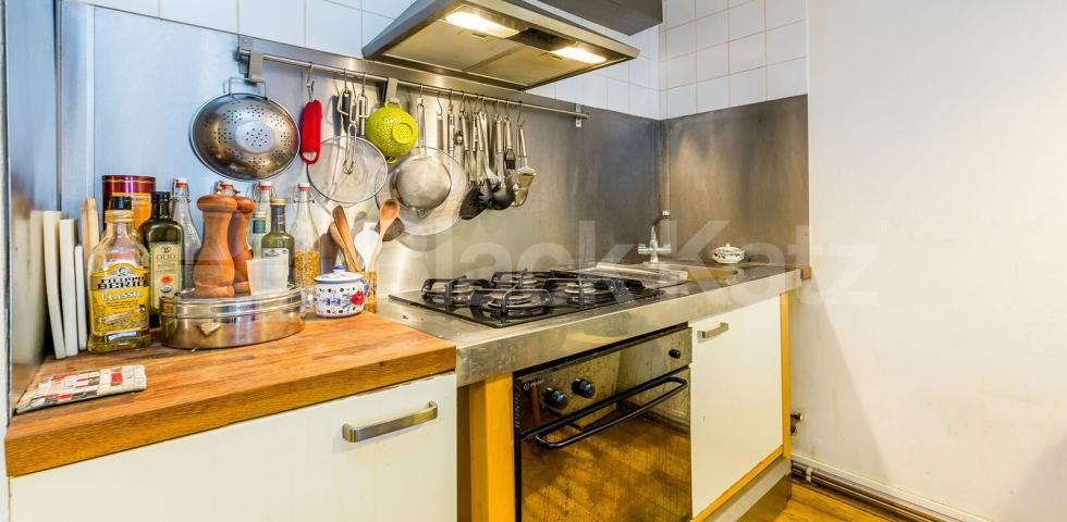 			New Instruction, 1 Bedroom, 1 bath, 1 reception Flat			 City Road, ANGEL