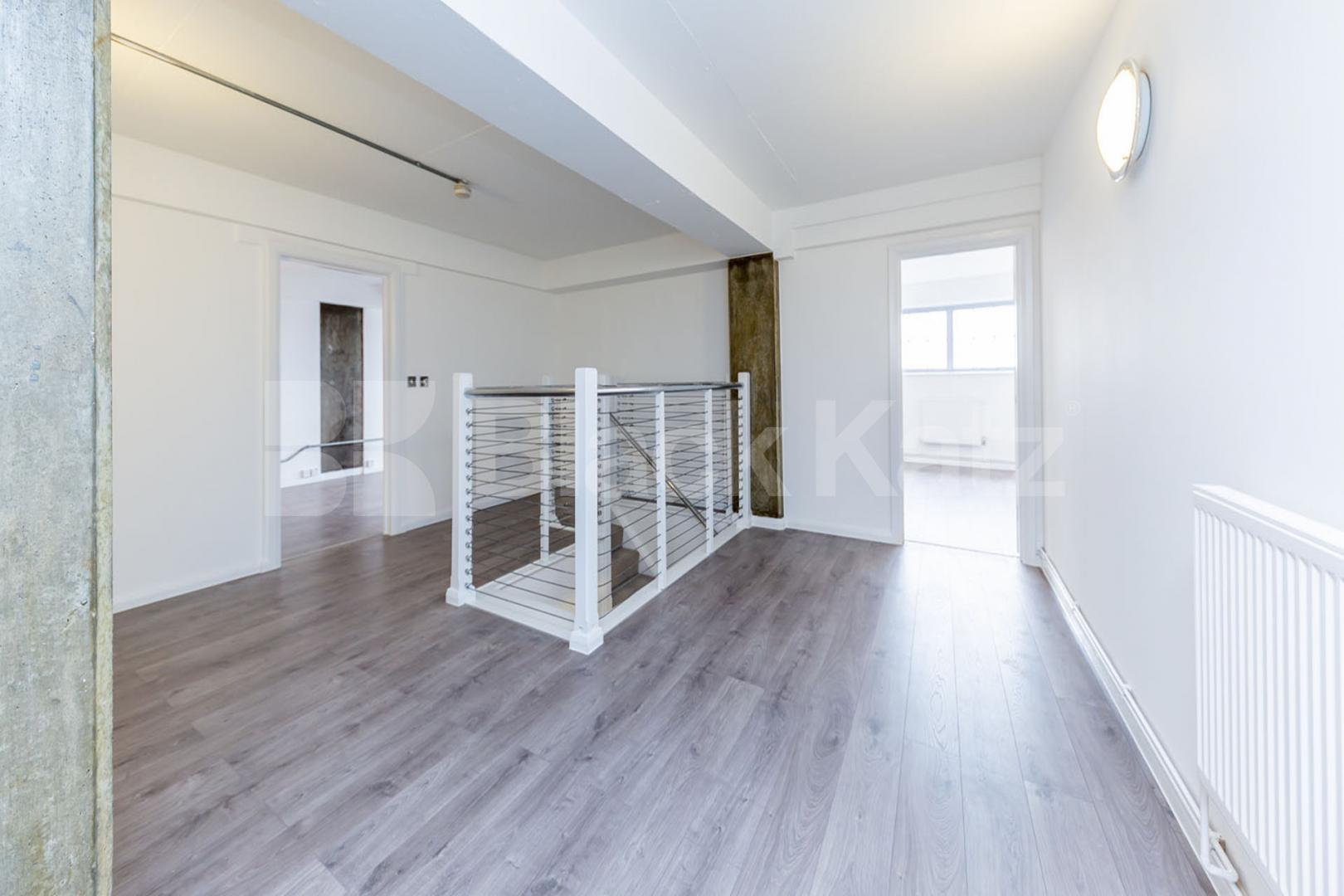 Stunning Live/Work split level 3 bedroom apartment locate in Haggerston Ability View - Kingsland Road, Haggerston