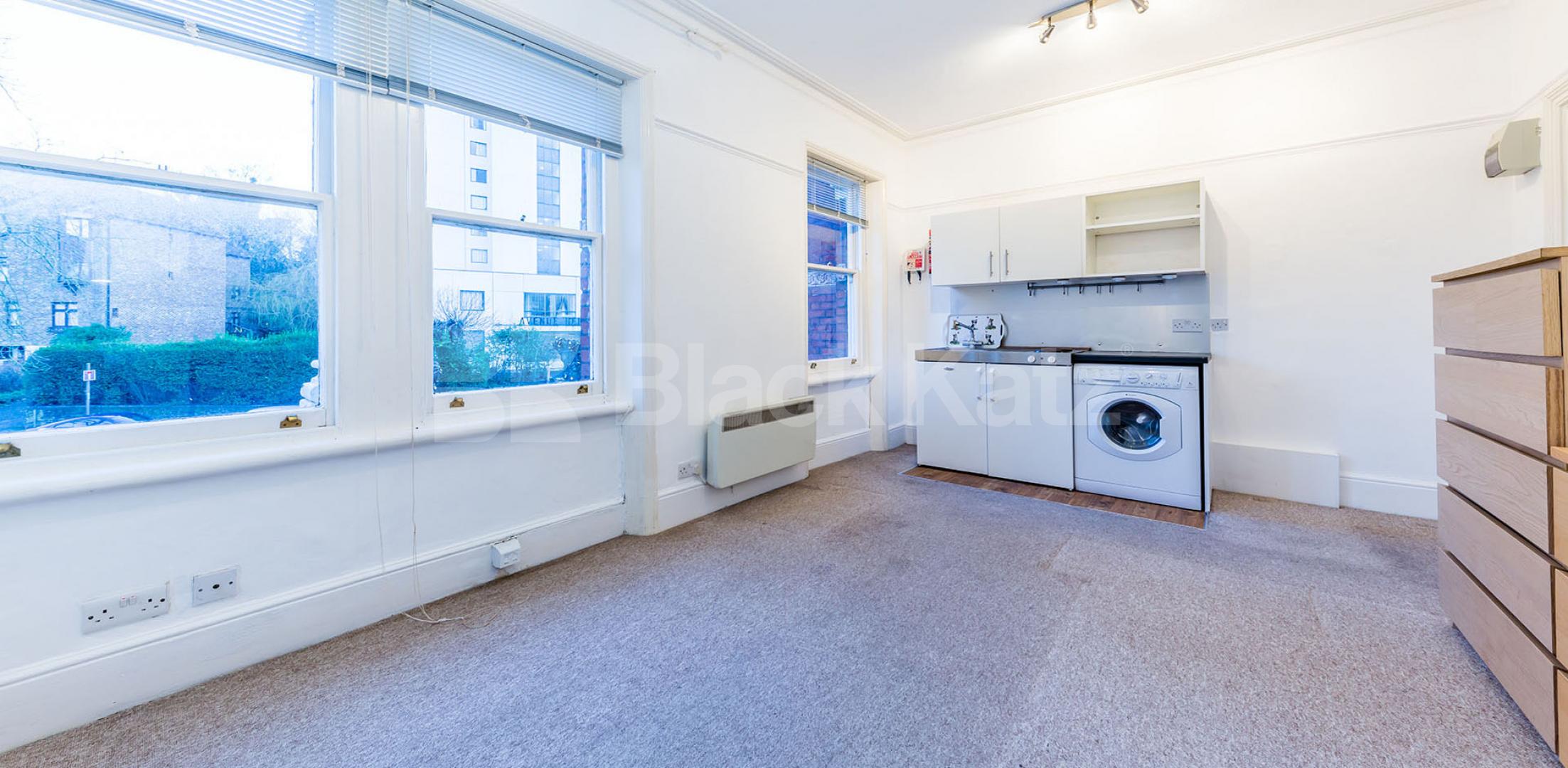 			Fantastic Studio !, Studio Apartment, 1 bath, 1 reception Studio			 Avenue Road, Highgate